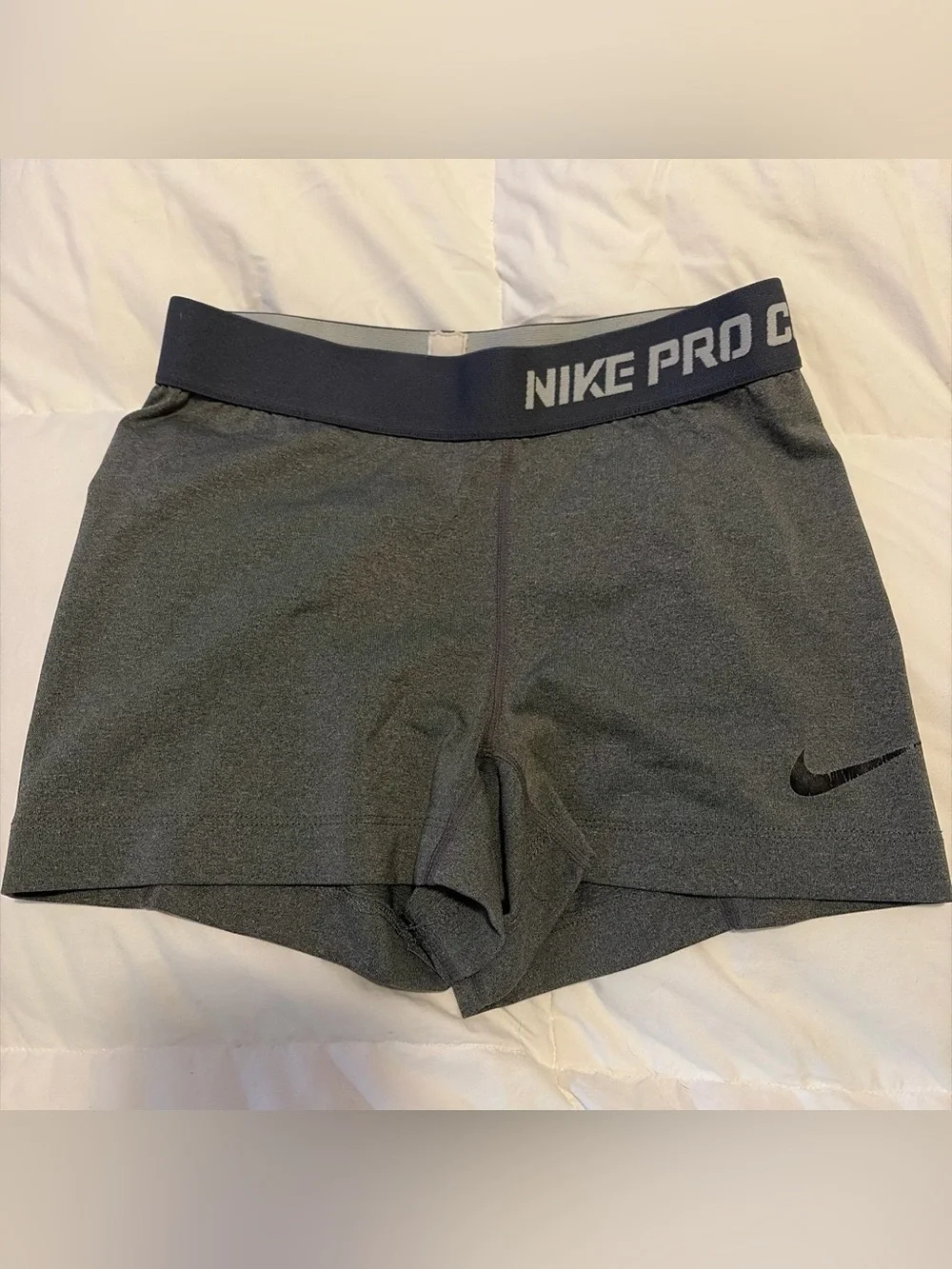 Nike Pro Combat dri-fit Compression shorts gray small